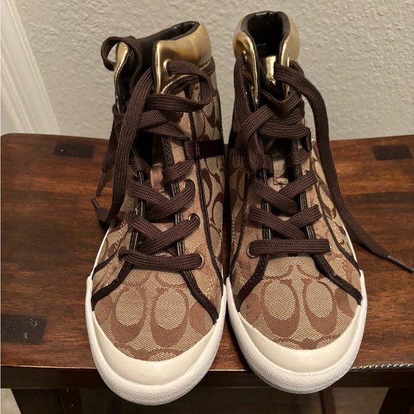 Coach Sneakers - Picture 3 of 6